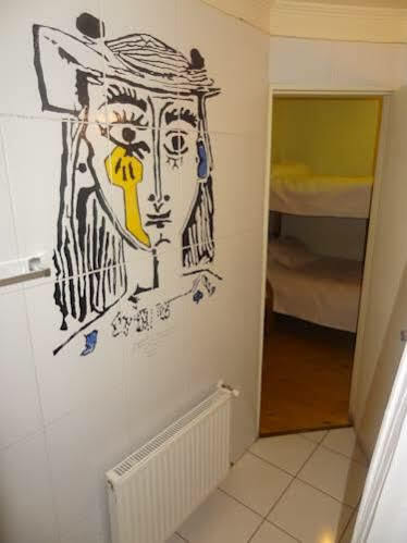 Hostal El Raco Santiago Dış mekan fotoğraf